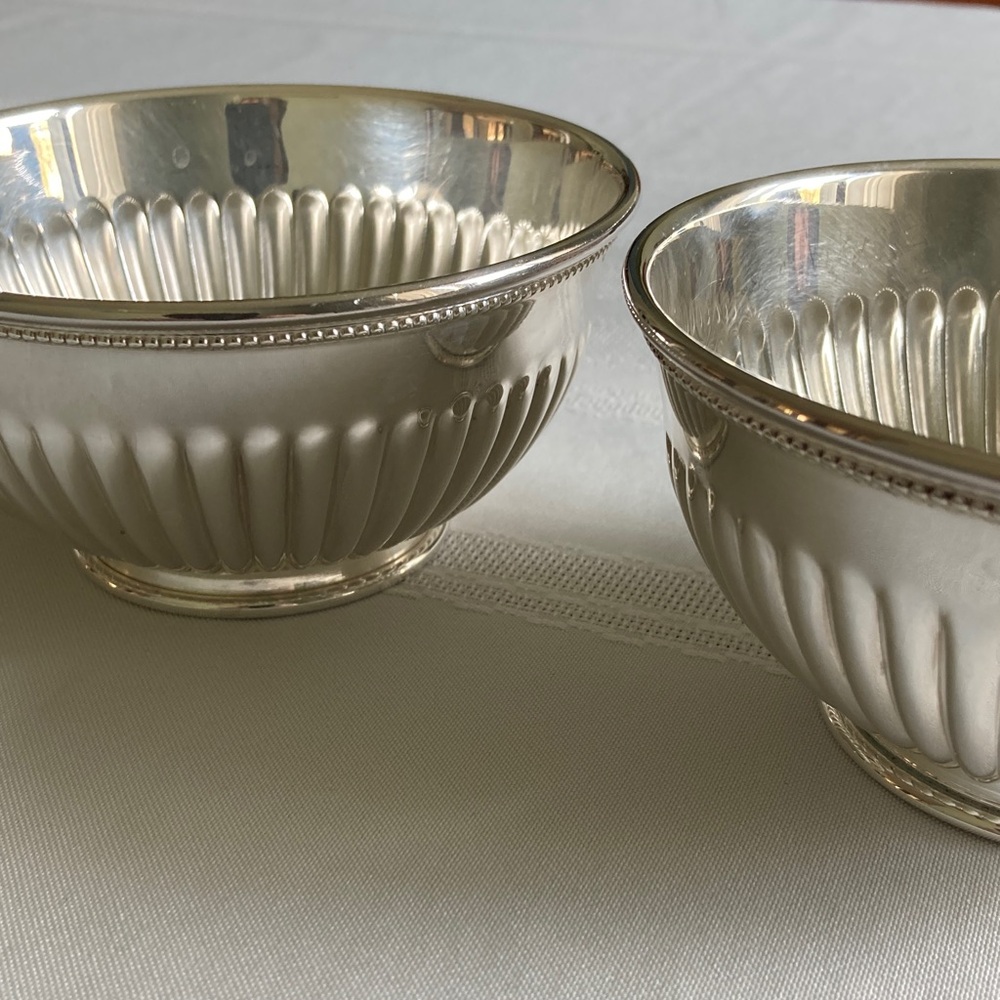 Classic Silver plate Nut Bowls 4 3/4” 2 Bowl Set